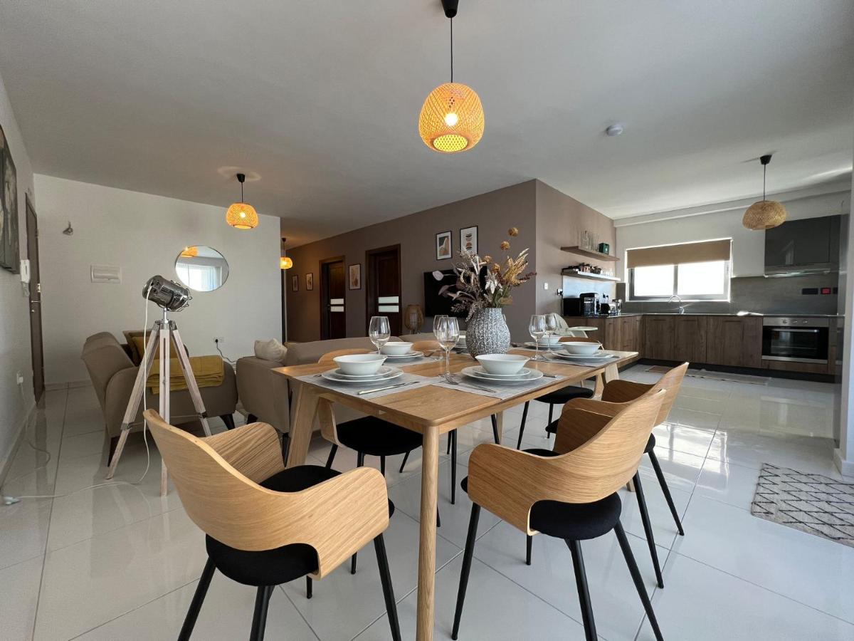 סיינט פול ביי Brand New Apartment 2 Mins From Seafront מראה חיצוני תמונה